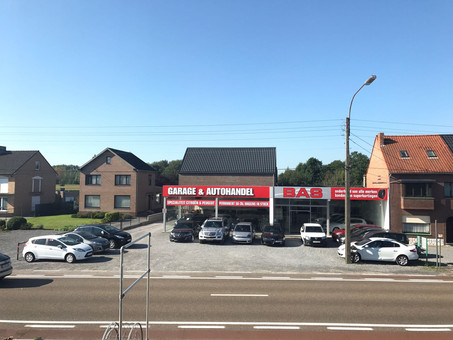 Garage En Autohandel Bas